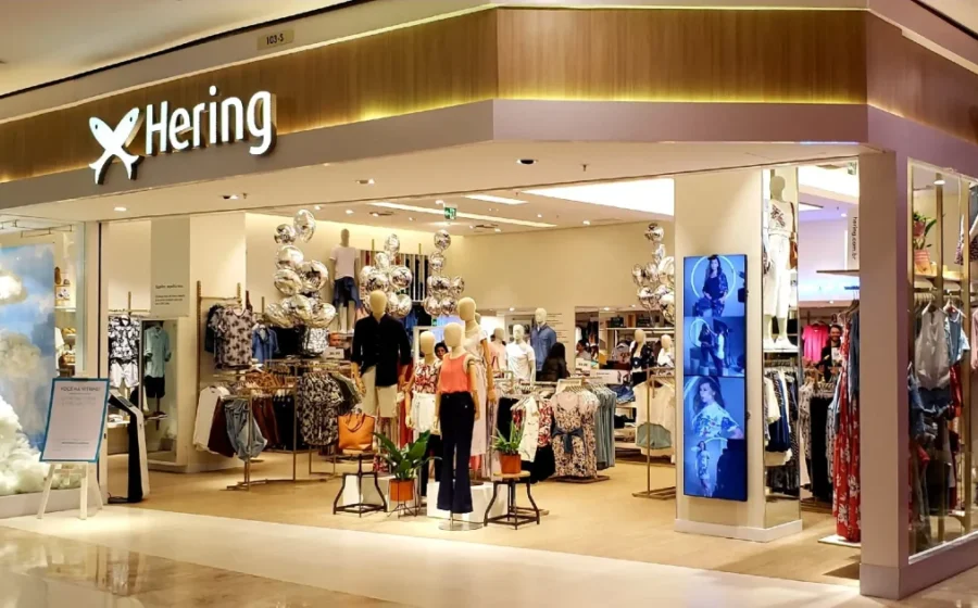 Logotipo da Hering em negociação para saída da Azzas 2154