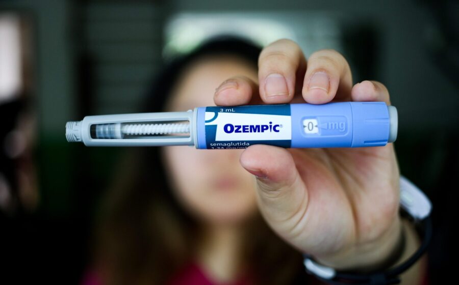 Caneta aplicadora Kyinsu da Novo Nordisk combinando insulina icodeca semanal e semaglutida em única injeção para diabetes tipo 2