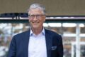 Bill Gates em entrevista séria alertando sobre riscos da inteligência artificial nas mãos erradas