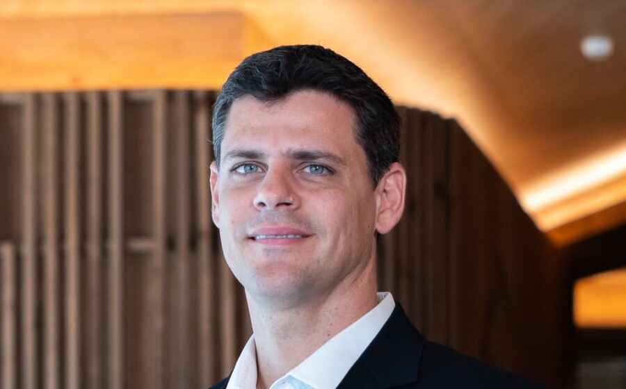 Bruno Funchal, CEO da Bradesco Asset e ex-secretário do Tesouro Nacional, em retrato profissional