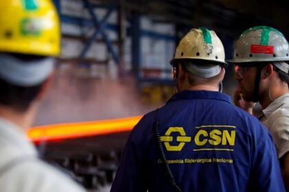 Gráfico mostra ações da CSN caindo 10% após corte de produção de minério de ferro para 2026