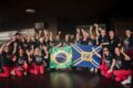 Alunas de cinema da Universidade Católica de Santos durante produção do curta Até o Sol Se Pôr