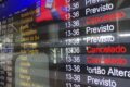Pista principal interditada do Aeroporto Internacional de Belo Horizonte em Confins com aeronaves paradas