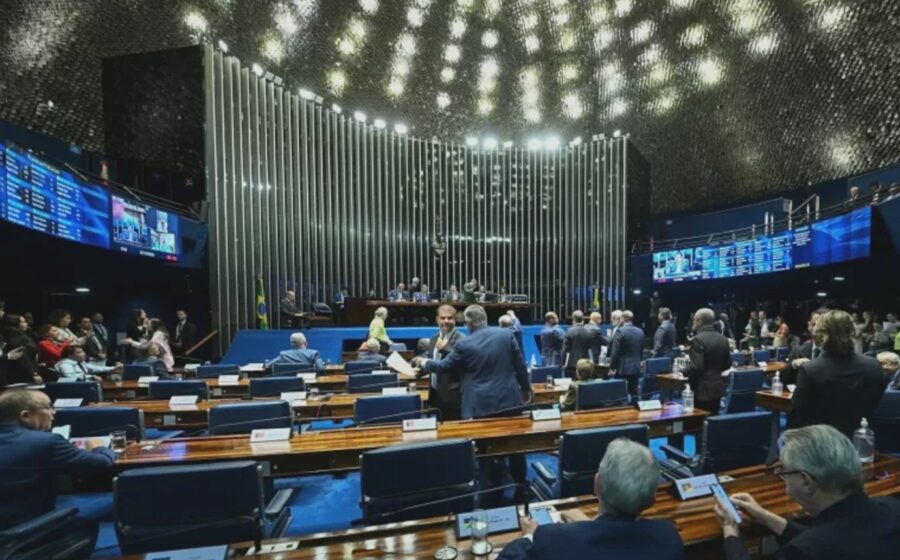 Seis candidatos ao Senado no Amazonas debatem na Rede Amazônica: governador, senador, deputado bolsonarista, líder indígena, tucano e professora PSOL