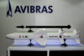 Irmãos Batista e foguetes da Avibras: transição da JBS para indústria de defesa