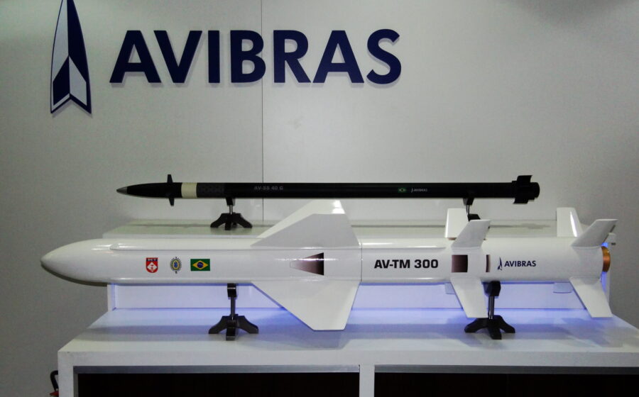 Irmãos Batista e foguetes da Avibras: transição da JBS para indústria de defesa