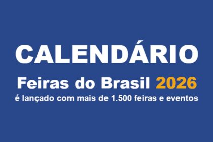 Feira livre em Aracaju com feirantes e consumidores sob tendas coloridas