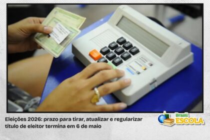 Eleitor usando celular para justificar voto nas Eleições 2026 pelo app e-Título