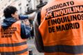 Manifestantes em Madri protestam contra despejos com faixas por direito à moradia