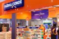 Farma Conde 33 anos: selo "Pode Pesquisar" e medicamentos a partir de R$ 0,75 em destaque na prateleira