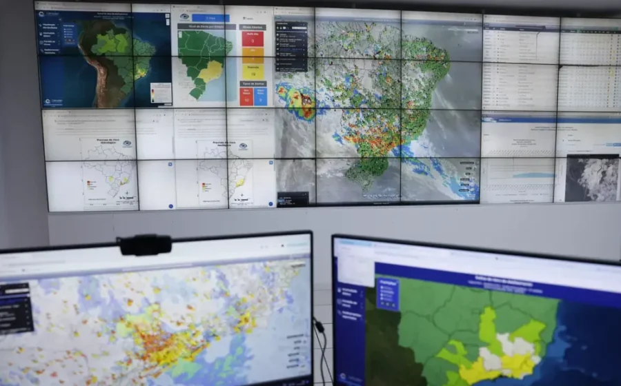 Inteligência artificial do MIT simula desastres climáticos extremos inéditos para testar resiliência de infraestruturas