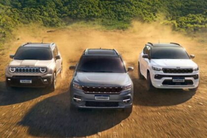 Jeep Compass, Commander e Renegade lado a lado com etiquetas de desconto até R$ 48,8 mil