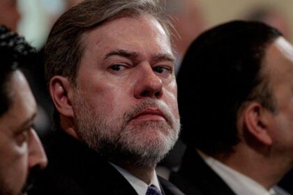 Lula discursa para 700 empresários no Hotel Tivoli Mofarrej em São Paulo