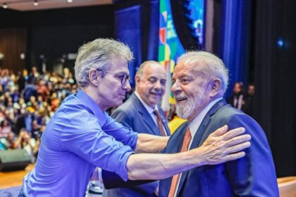 Lula discursa para 700 empresários no hotel Tivoli em São Paulo