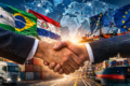 Mapa destacando países do Mercosul e EFTA unidos por aperto de mão simbolizando acordo de livre comércio