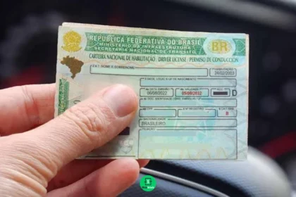 Hospital privado com selo de qualidade fiscalizado pela Anvisa, representando nova lei de multas diárias