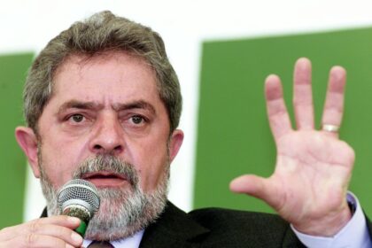 Lula discursa para 500 empresários em hotel de São Paulo 9 dias antes da eleição