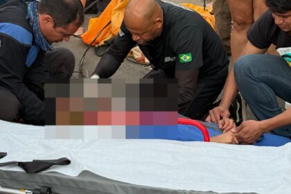 Soldado da Segunda Guerra caindo de avião sem paraquedas a 6 km de altura