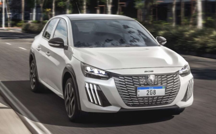 Peugeot 208 2026 em concessionária com destaque para descontos PCD acima de R$ 22 mil