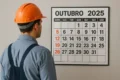 Calendário de outubro com 6 de outubro destacado em vermelho, simbolizando prazo final para pagamento de salários