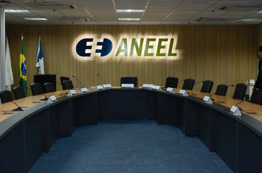 Diretoria da ANEEL em reunião sobre flexibilização de usinas térmicas da Eneva