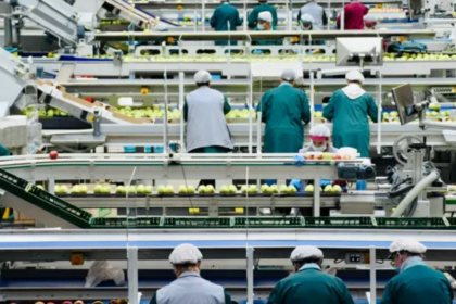 Gráfico mostra crescimento de 413% em investimentos BNDES e Finep para inovação industrial, totalizando R$ 104,4 bilhões