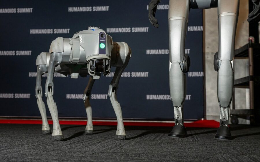 Robô humanoide Mornine e cão robótico Argos expostos em concessionária Omoda Jaecoo