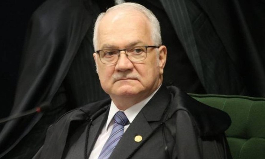 Ministro Flávio Dino do STF revoga censura do TSE a postagem de Antonio Tabet sobre Nossa Senhora Aparecida