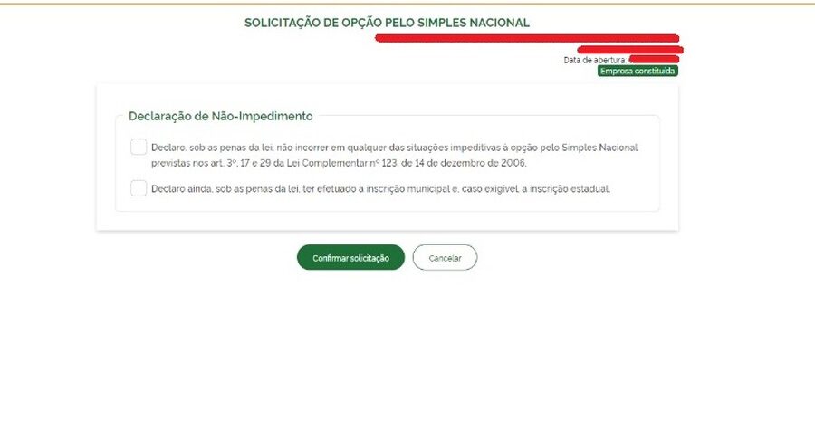 Empresário conferindo calendário com prazo do Simples Nacional 2027