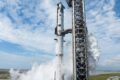SpaceX Starship nave espacial em órbita terrestre durante 14º voo de teste