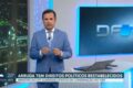 Urna eletrônica lacrada com fita de segurança do TSE em preparação para eleições