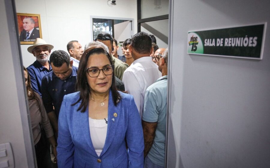 Mailza Assis, candidata ao governo do Acre pelo PP, durante sabatina no JAC1