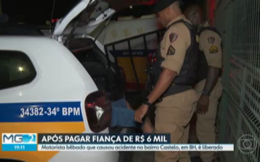 Carro da polícia e fita de isolamento em rua de Lagoa Formosa após atropelamento de vendedor por idoso embriagado