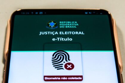 Tela do app e-Título com botão de download ativo no dia da eleição 2026, TSE libera acesso para 150 milhões