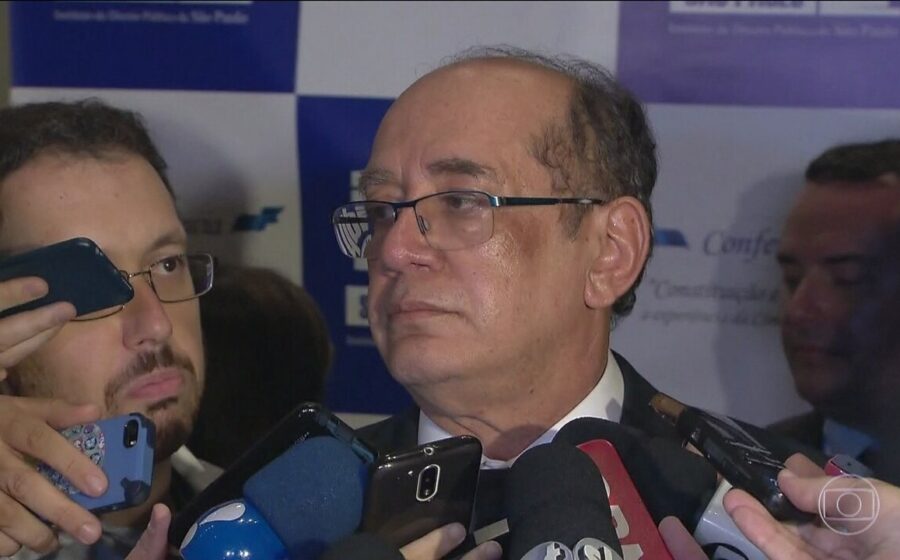Ministros do TSE em sessão de julgamento sobre ação eleitoral 2026