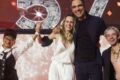 Lia Khey e Rodrigo Mussi posam juntos com logotipo do BBB 27, confirmados como veteranos