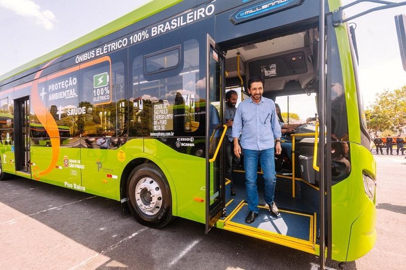 Frota de 400 ônibus elétricos brasileiros em São José dos Campos financiada pelo BNDES
