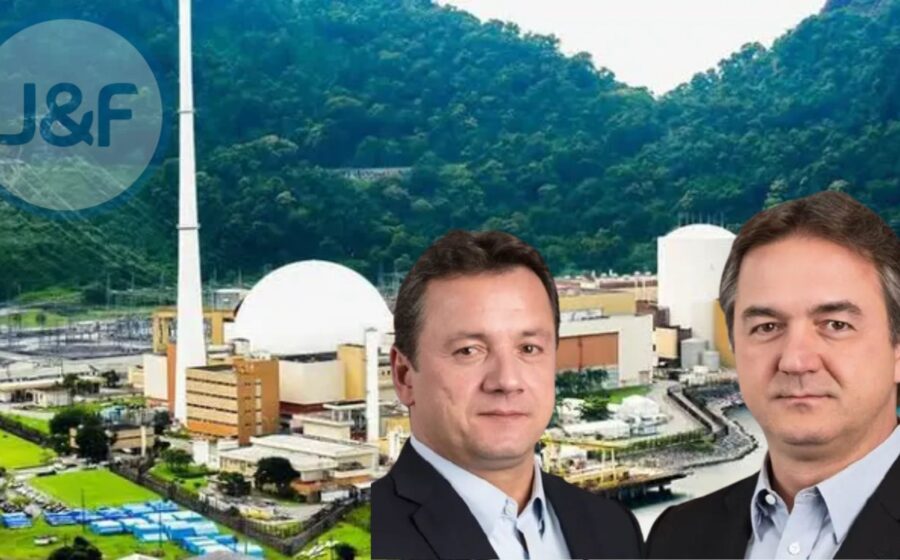 Irmãos Batista Joesley e Wesley em evento nuclear com logotipo Eletronuclear e Globe Investimentos
