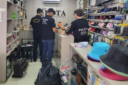 Print de site de aposta ilegal Vorcaro777 no celular, surgido 24h após bloqueio governamental