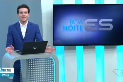 Apresentadores do Boa Noite Espírito Santo no estúdio da TV Globo ES