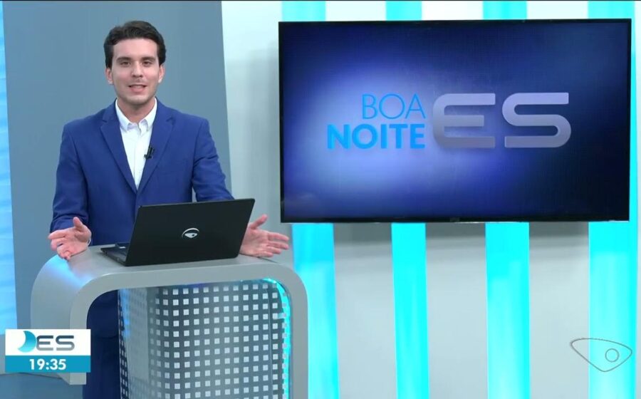 Apresentadores do Boa Noite Espírito Santo no estúdio da TV Globo ES