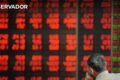 Gráfico de queda acentuada da bolsa chinesa com destaque para -8,5% em outubro 2024
