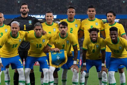 Seleção brasileira feminina de ginástica artística comemora 5º lugar no Mundial de Roterdã