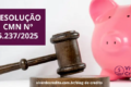 Edifício do Banco Central em Brasília com gráfico de crescimento de crédito público sobre fundo da bandeira do Brasil