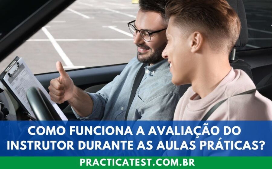 Candidato a CNH realiza prova prática acompanhado por instrutor particular dentro do veículo