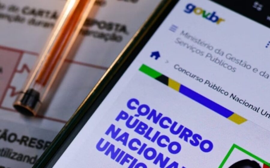 Plenário do Congresso Nacional com destaque para orçamento do CNU 2027