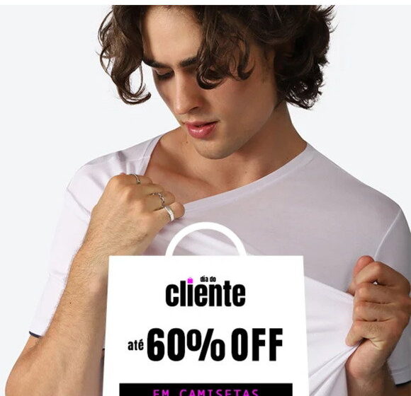 Camiseta Insider Tech T-Shirt e tênis Puma com etiquetas de desconto destacando preços baixos