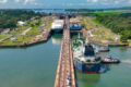 Navio porta-contêineres atravessa o Canal do Panamá durante recorde histórico de 521 milhões de toneladas em 2026 apesar da seca
