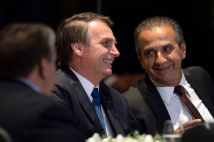 Comitiva de Flávio Bolsonaro na Globo: grupo majoritariamente masculino e branco em visita institucional