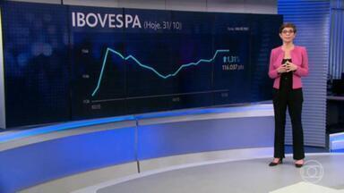 Gráfico mostra dólar disparando 11,77% para R$ 5,584 após eleição no Brasil, com circuit breaker na B3